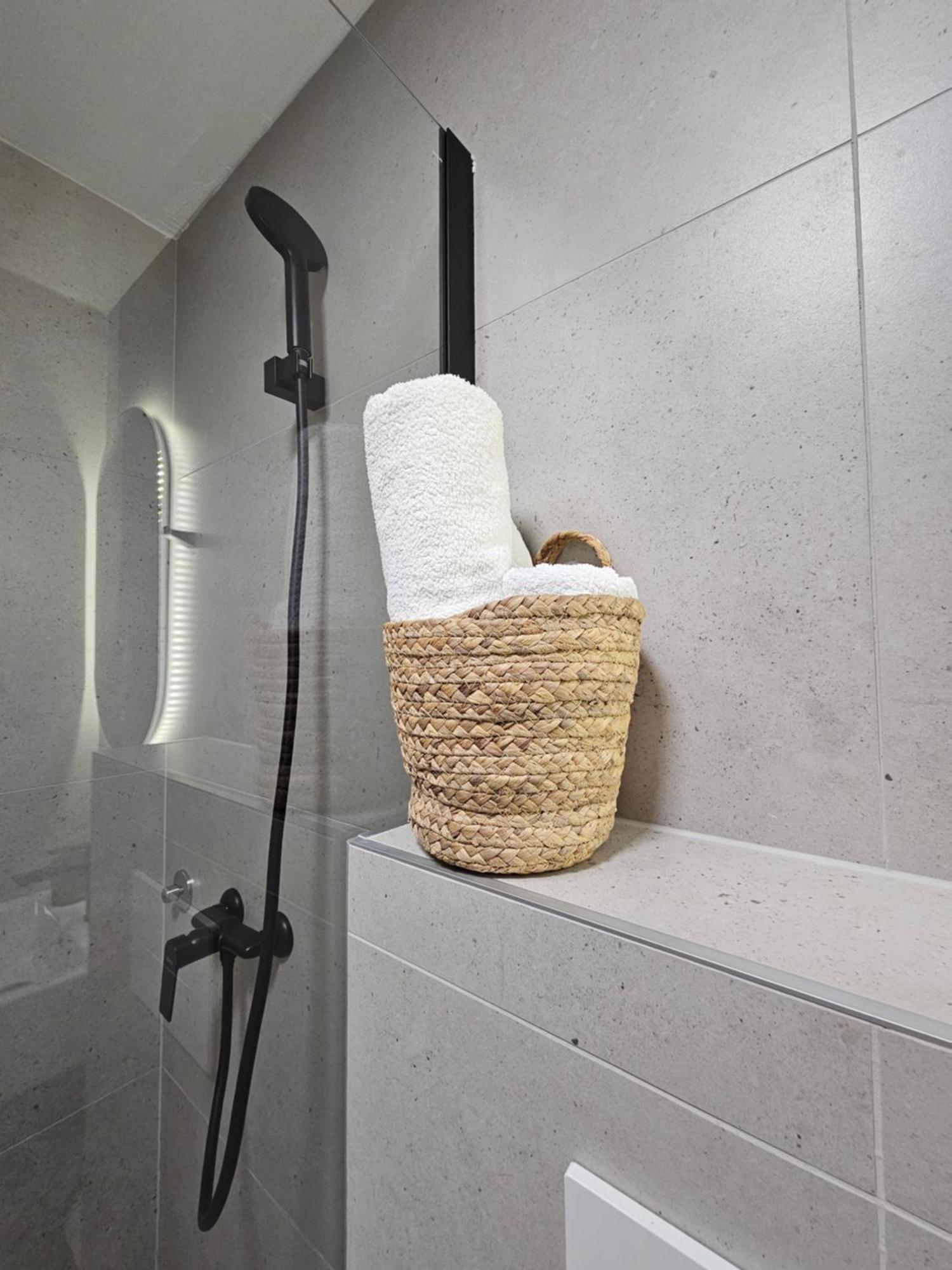 Lendas Studio Apartment Башка-Вода Екстер'єр фото