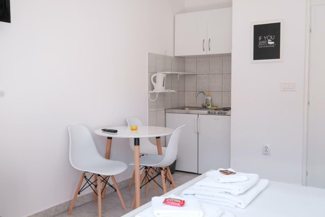 Lendas Studio Apartment Башка-Вода Екстер'єр фото