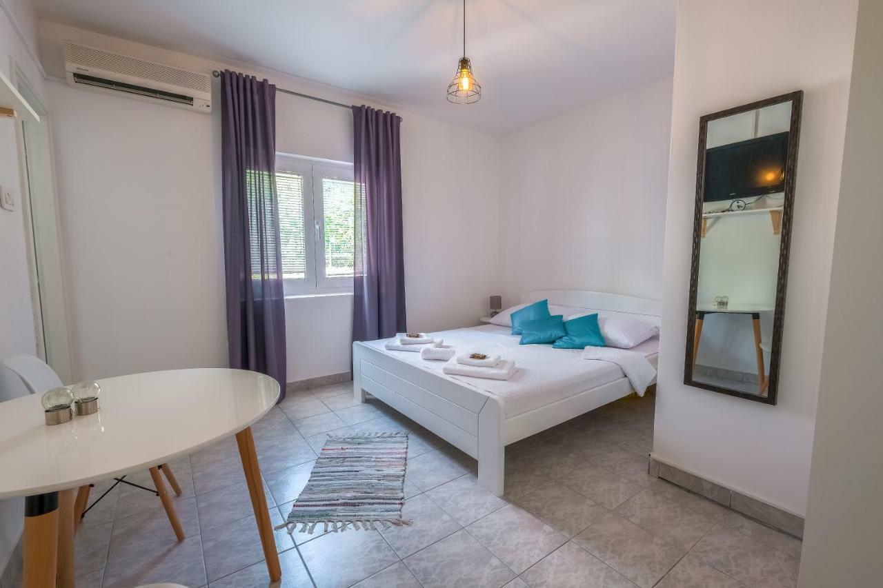 Lendas Studio Apartment Башка-Вода Екстер'єр фото